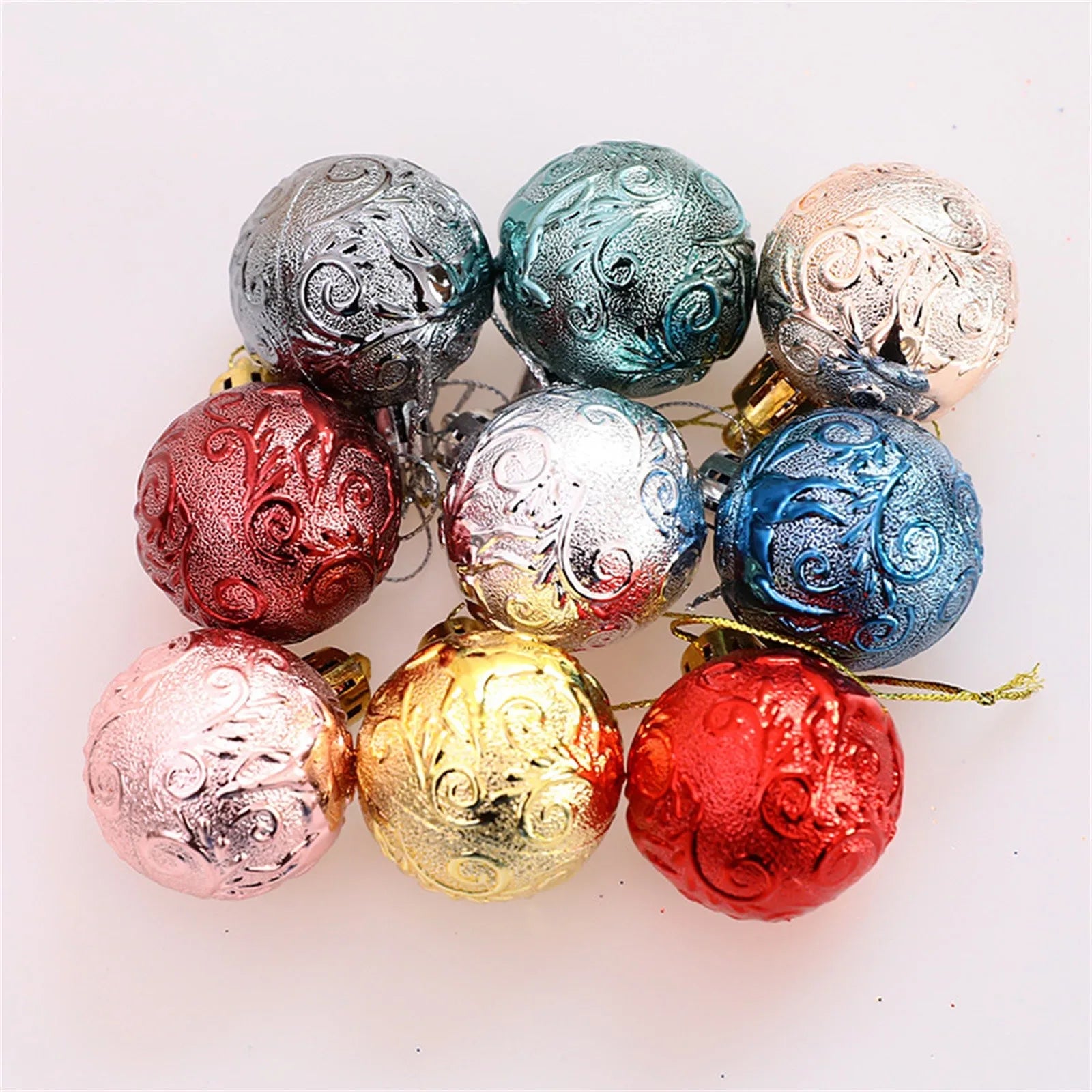 12Pcs Red Gold Christmas Balls Baubles Ornaments Xmas Tree Party Wedding Christmas Decoration Shatterproof Tree Pendant Navidad